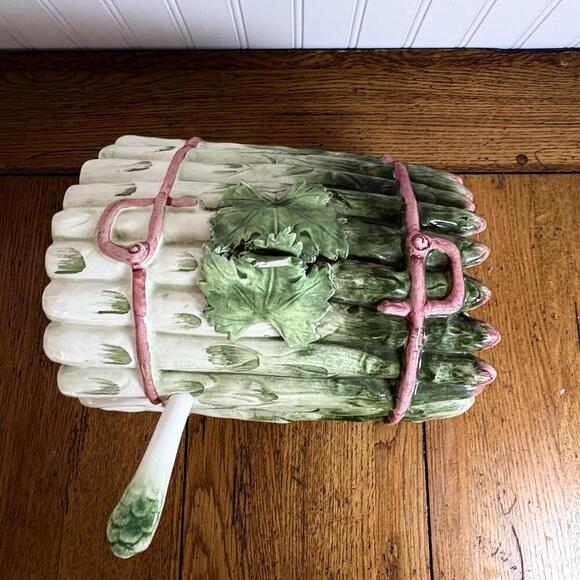 MajolicaHand Painted Porcelain Asparagus Tureen Lid, Base & Spoon Made In Italy - Picture 10 of 15